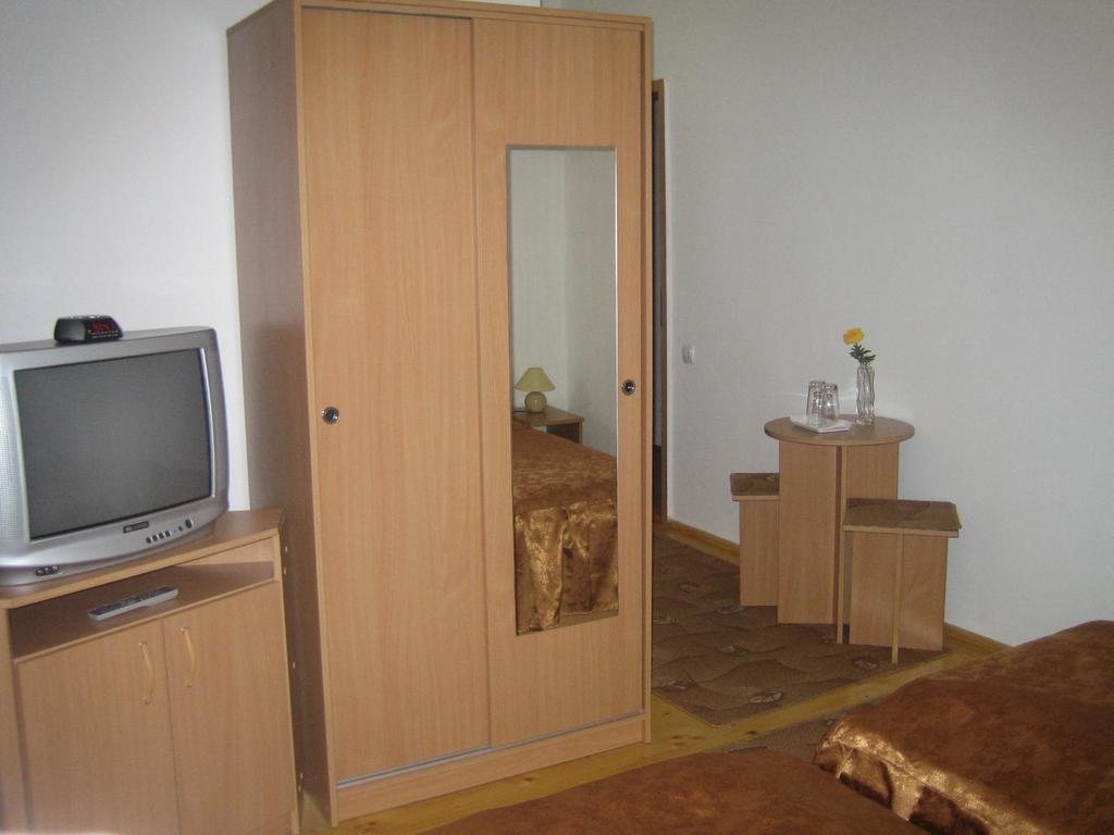 Pensiunea Nane Сибиу Экстерьер фото